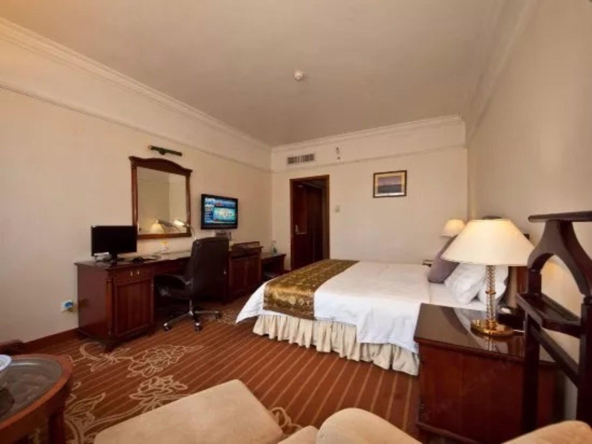 Sunshine Holiday Hotel Fuzhou Fuzhou  Buitenkant foto