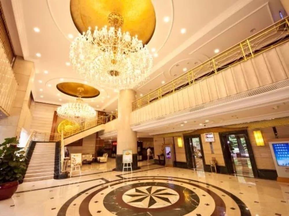 Sunshine Holiday Hotel Fuzhou Fuzhou  Buitenkant foto