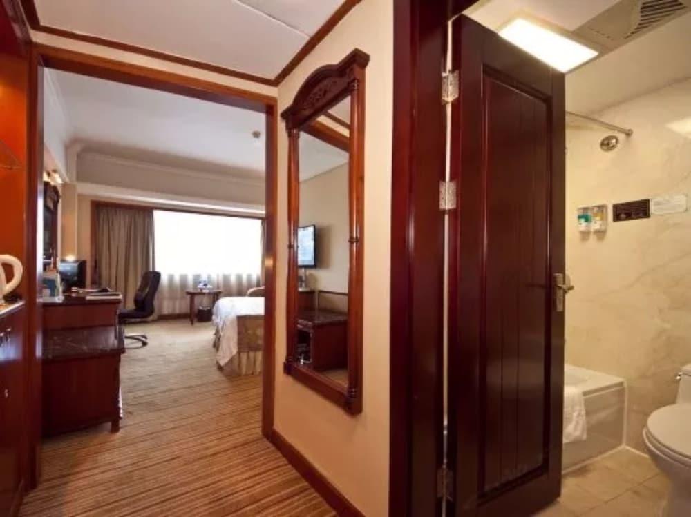 Sunshine Holiday Hotel Fuzhou Fuzhou  Buitenkant foto