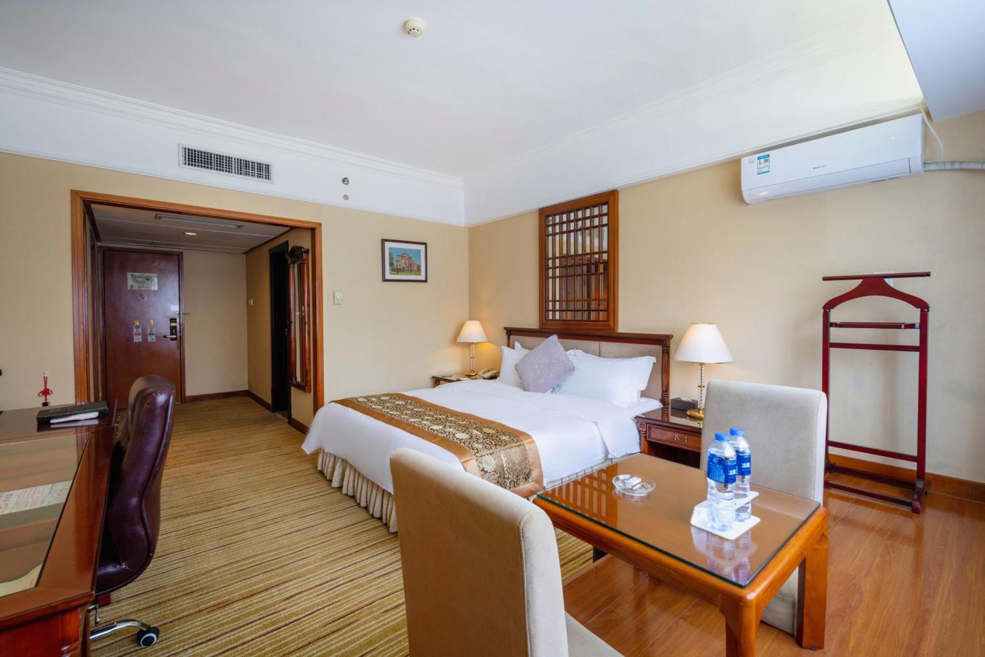 Sunshine Holiday Hotel Fuzhou Fuzhou  Buitenkant foto