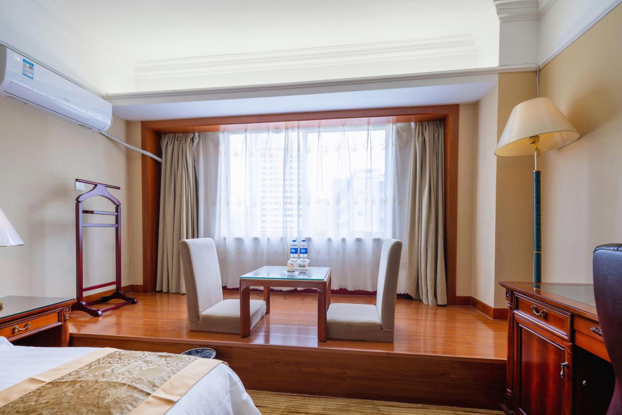 Sunshine Holiday Hotel Fuzhou Fuzhou  Buitenkant foto