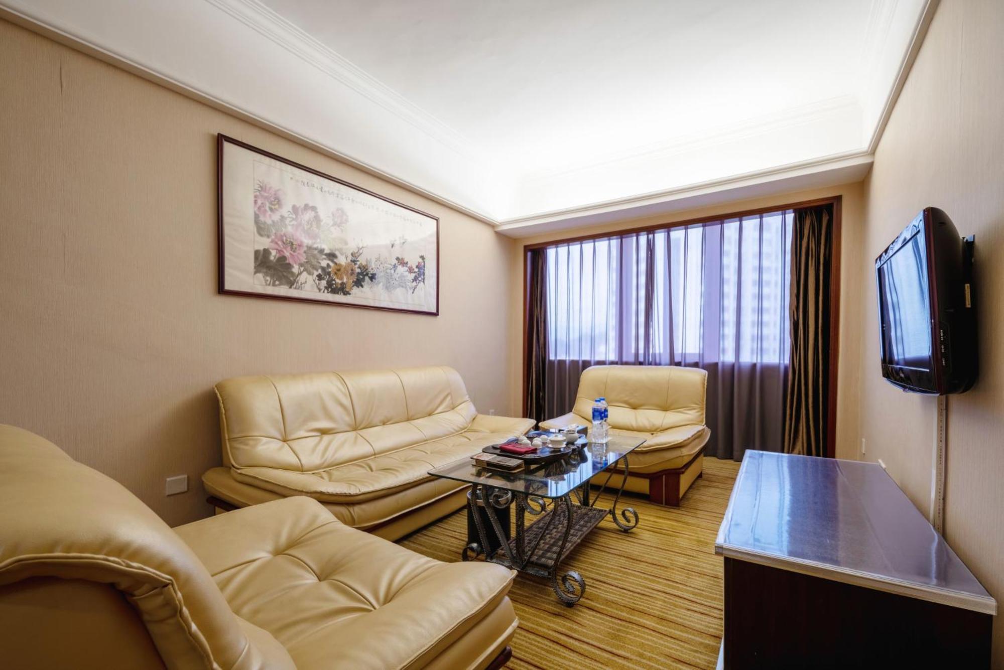 Sunshine Holiday Hotel Fuzhou Fuzhou  Buitenkant foto