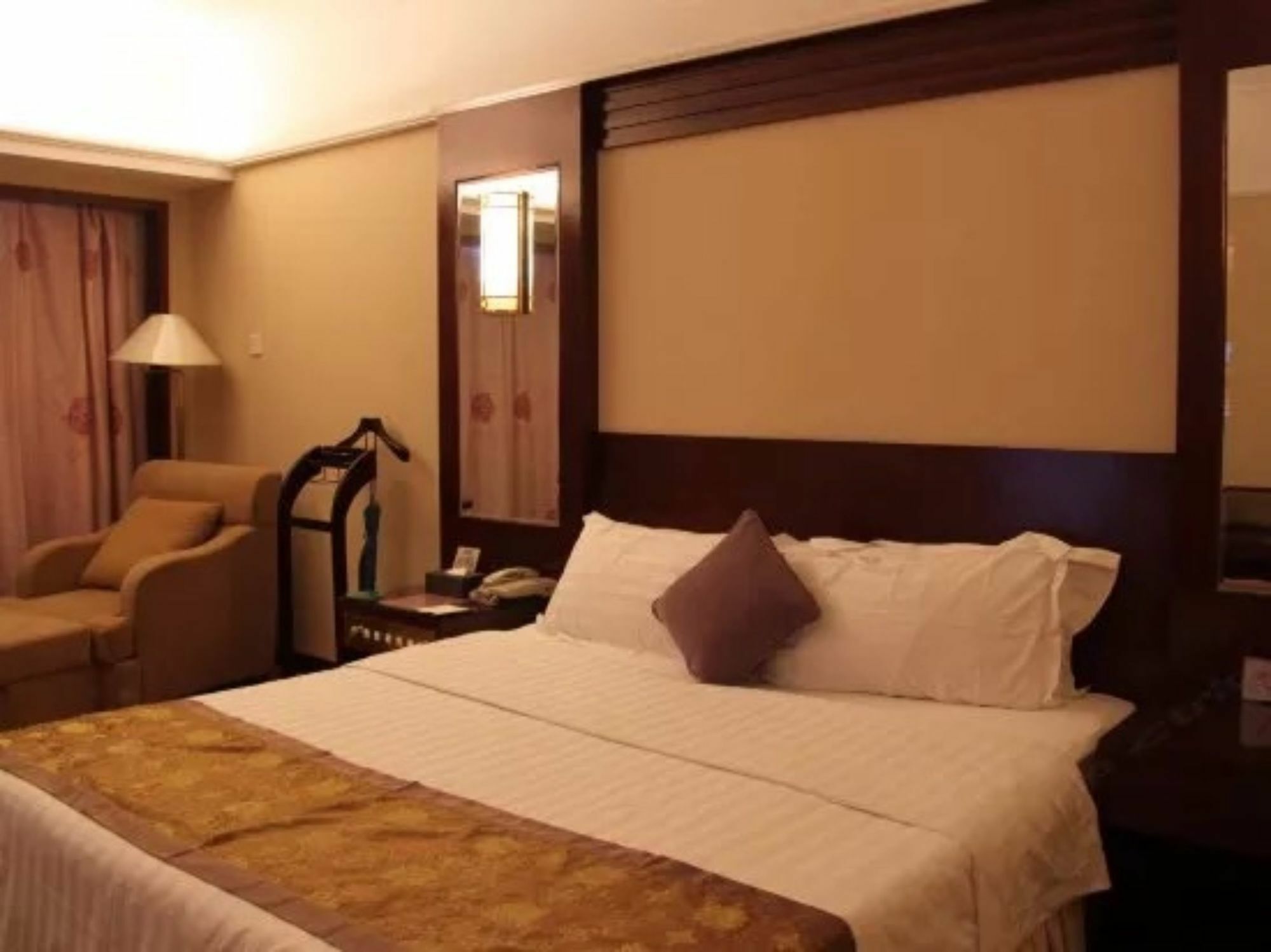 Sunshine Holiday Hotel Fuzhou Fuzhou  Buitenkant foto